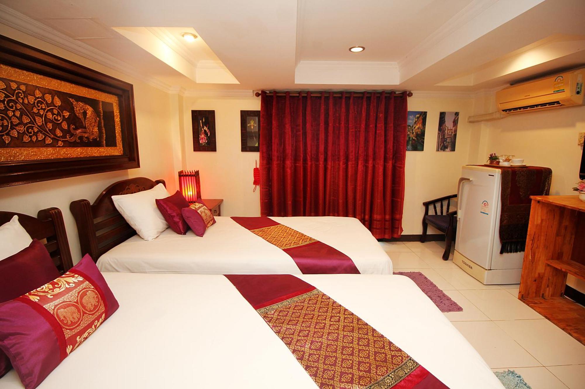 Sky Silk Decoration House Hotell Patong Eksteriør bilde