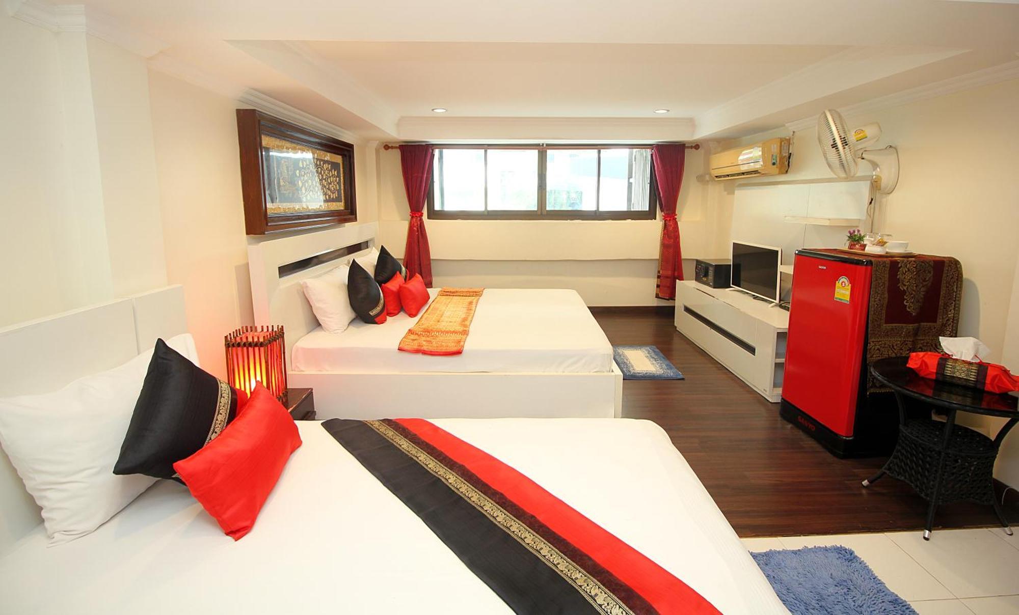 Sky Silk Decoration House Hotell Patong Eksteriør bilde